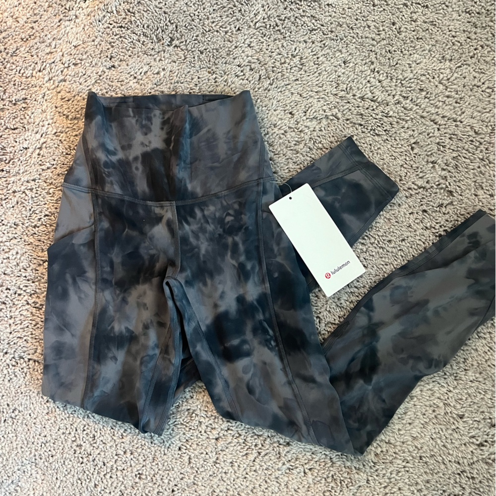Lululemon align pants 25” with pockets NWT